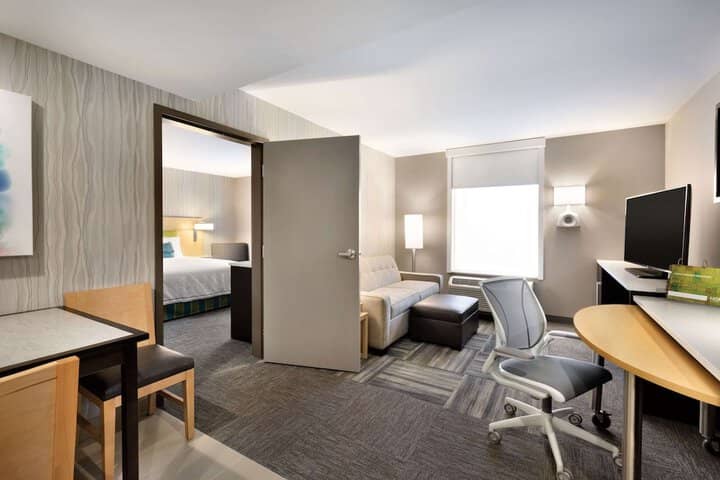 Room 5 of 26