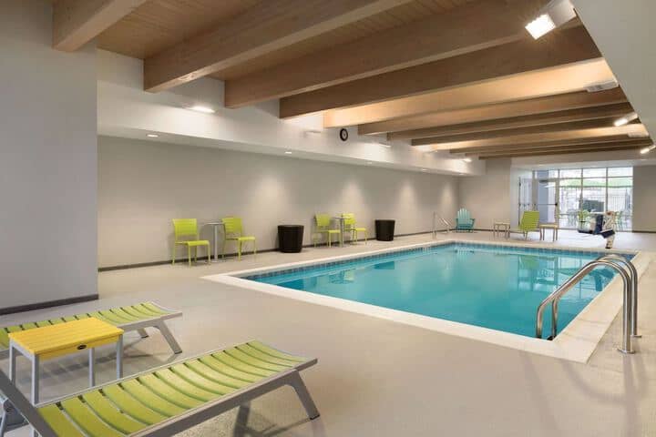 Pool 18 of 26