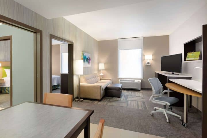 Room 8 of 26